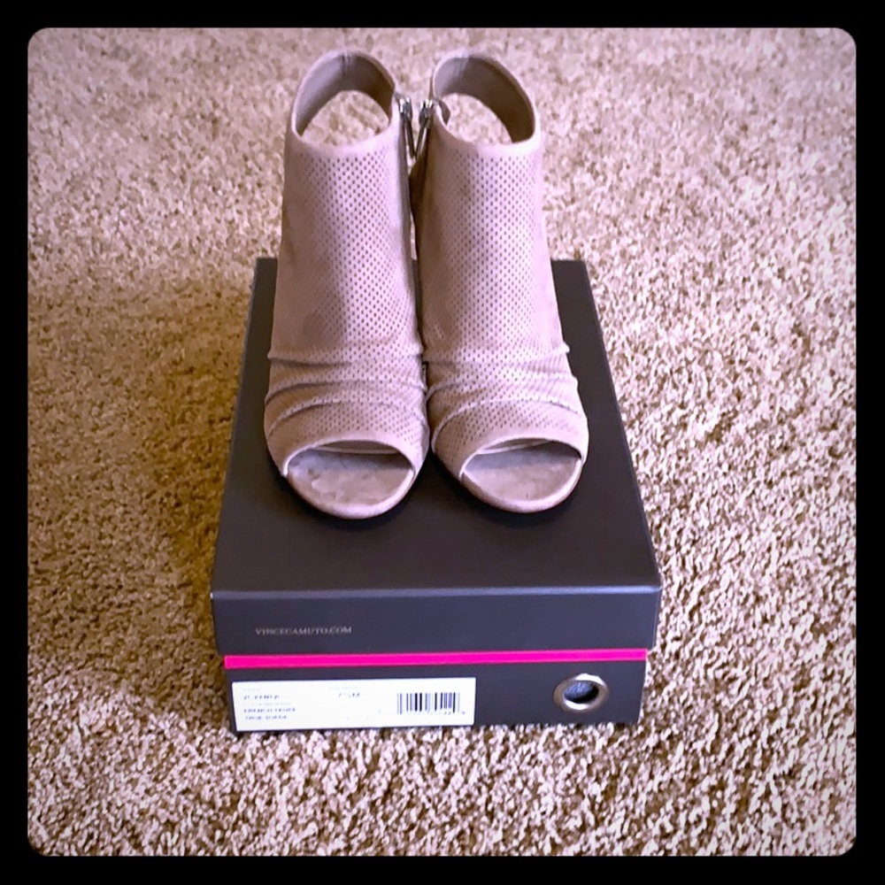 Vince Camuto Kentvi Peeptoe Booties